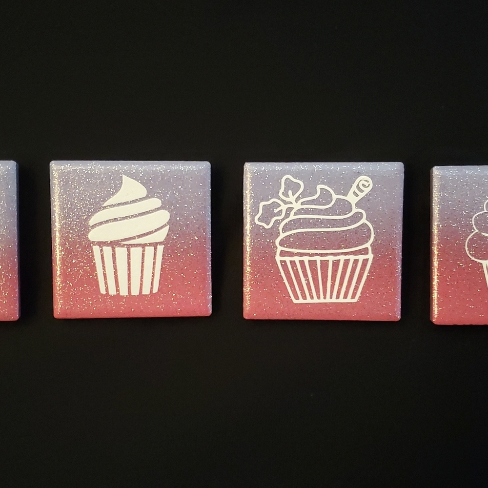 Cupcake Magnets - Picture 3 of 5